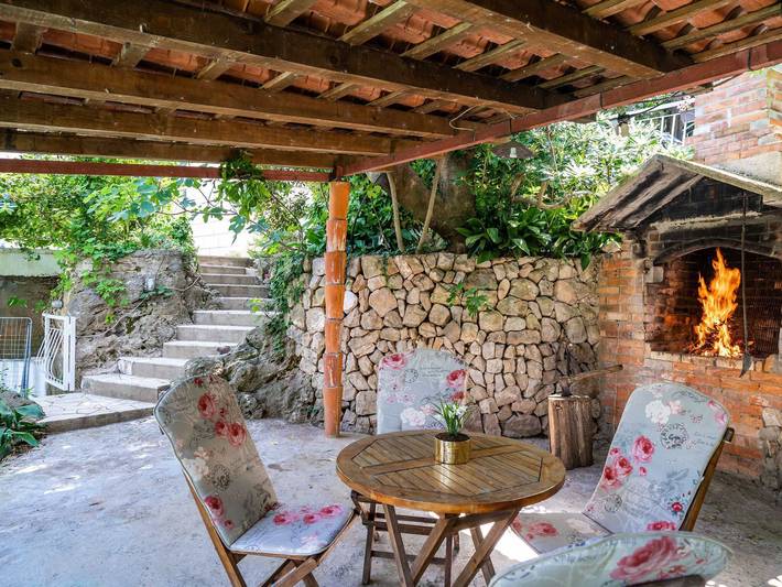 Gîte pour 2 personnes, avec jardin, adapté aux familles à Cavtat - 4