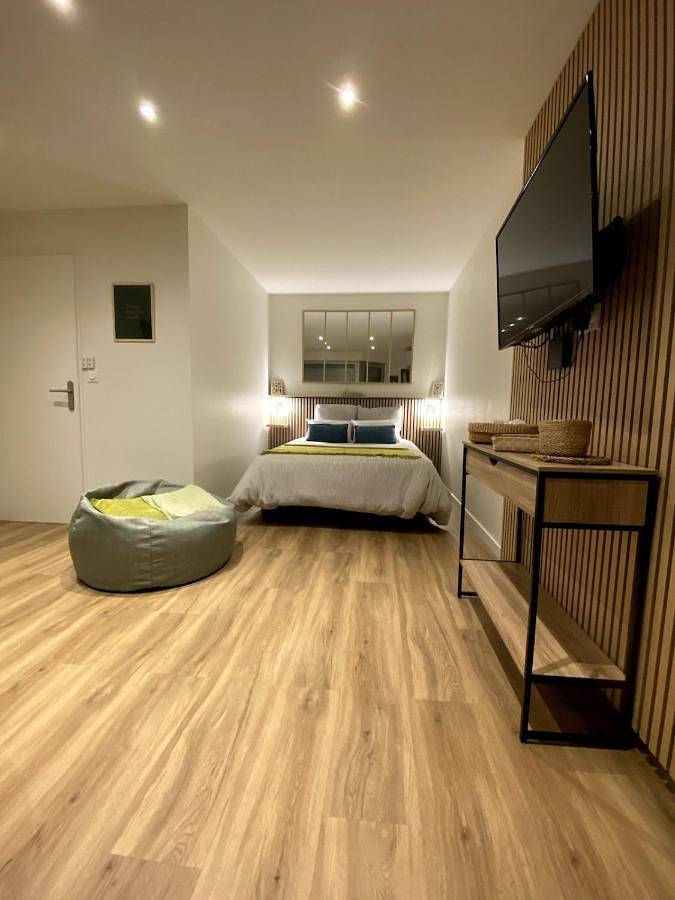Appartement entier, Meylan, T1 cosy & clim, proche Inovallée Chu, Uga in Meylan, Isère