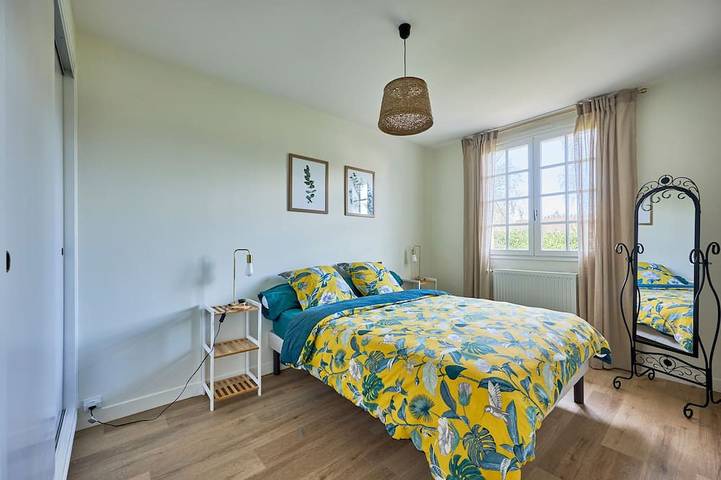 Location de vacances pour 6 personnes, avec jardin à Graye-sur-Mer - 4