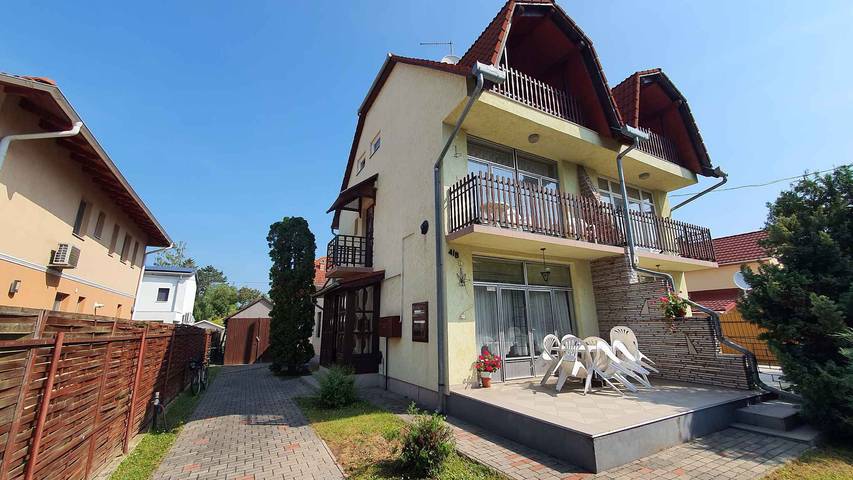 Dom dla 13 osób, z balkon w Siófok