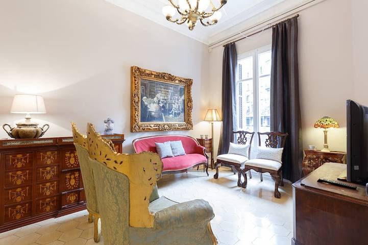 Location de vacances pour 10 personnes, avec balcon dans Barri Gòtic