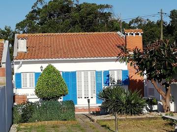 Gîte pour 5 personnes, avec vue et jardin dans Mindelo