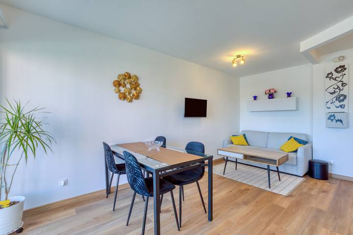 Hel lägenhet, Cosy Renovated Apartment Near the Beach With Balcony in Lattes, Medelhavskusten (Frankrike)