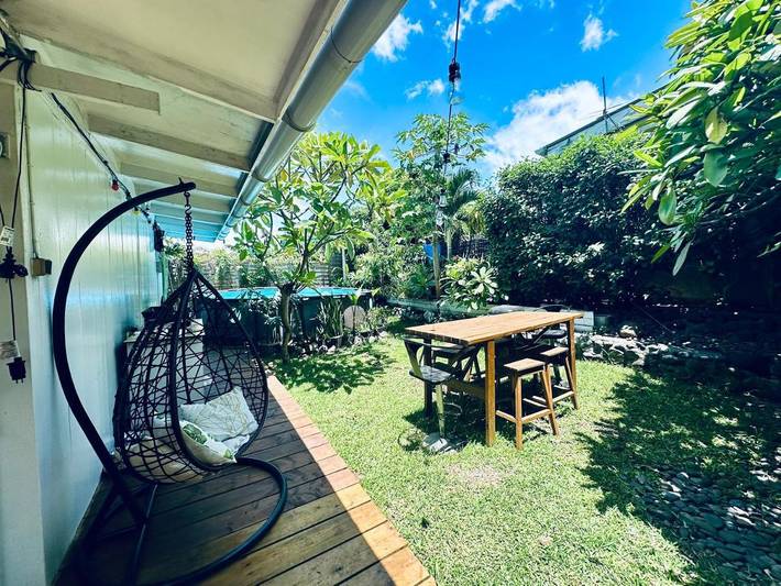 Appartement de vacances pour 2 personnes, avec jardin et piscine, animaux acceptés