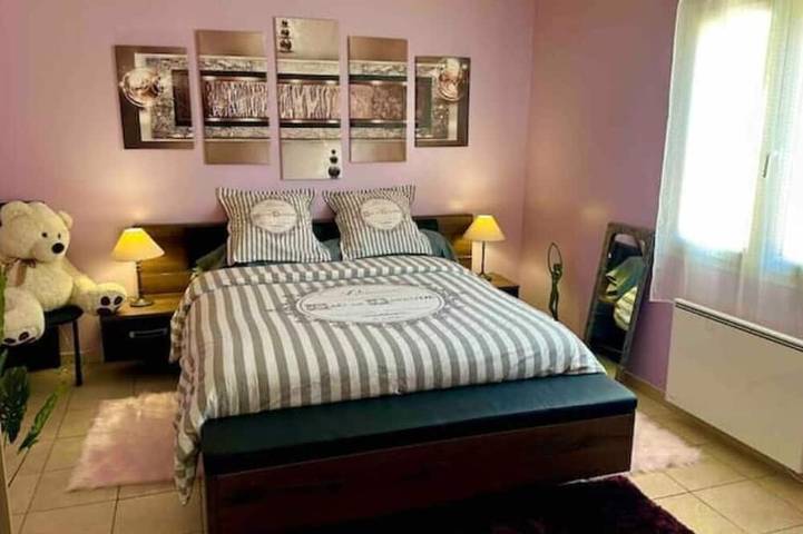 Gîte pour 13 personnes, avec piscine et jacuzzi à Sussargues - 4