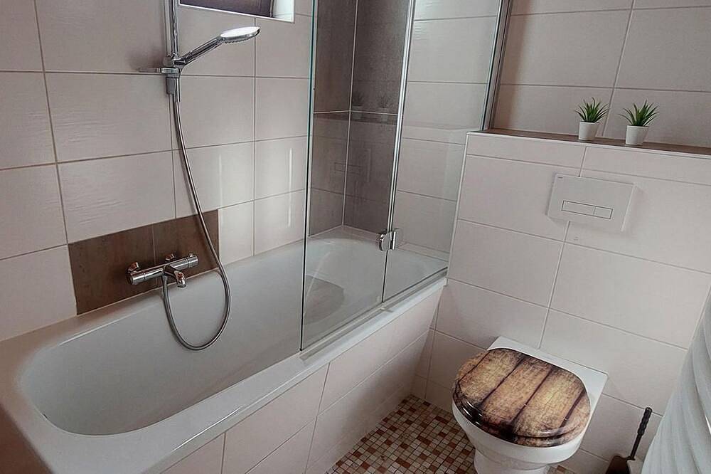 Ganze Wohnung, Ferienwohnung Natur & Erholung - Ferienwohnung auf ruhigem Hof im Westerwald in Katzwinkel (Sieg), Altenkirchen & Umgebung
