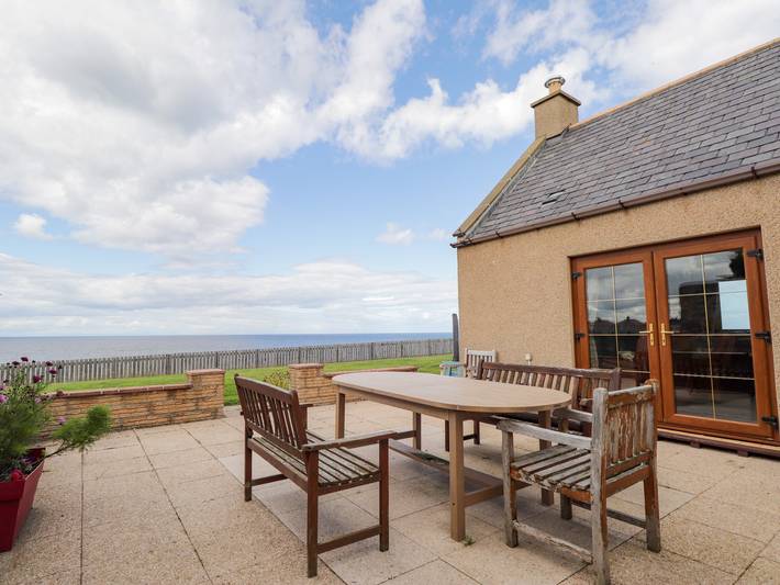 Log cabin for 6 people, with Garden in Moray