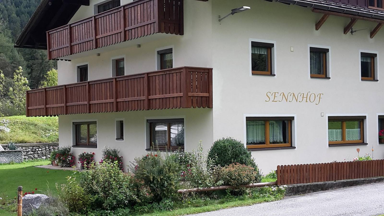 Ganze Ferienwohnung, Apartment Jöchelspitze mit 2 Schlafzimmer in Lechtaler Alpen, Bach