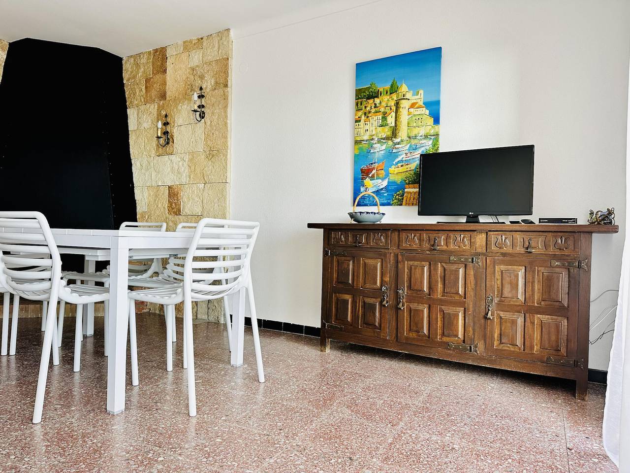 Apartamento entero, California. Apartamento con vistas al mar en Roses, 2 dormitorios. in l'Almadrava, Roses