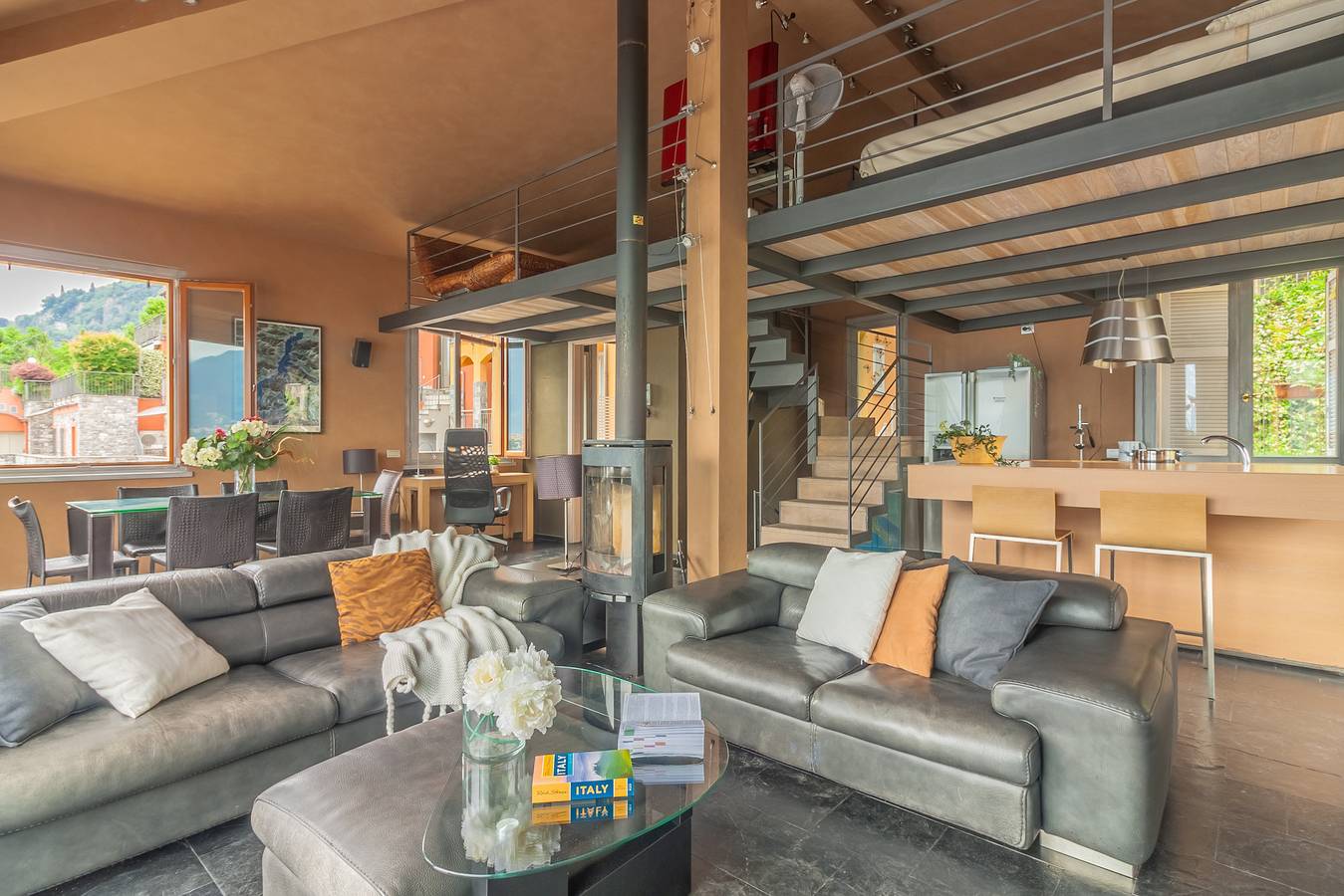 Fontana Penthouse in Fiumelatte, Comune di Varenna