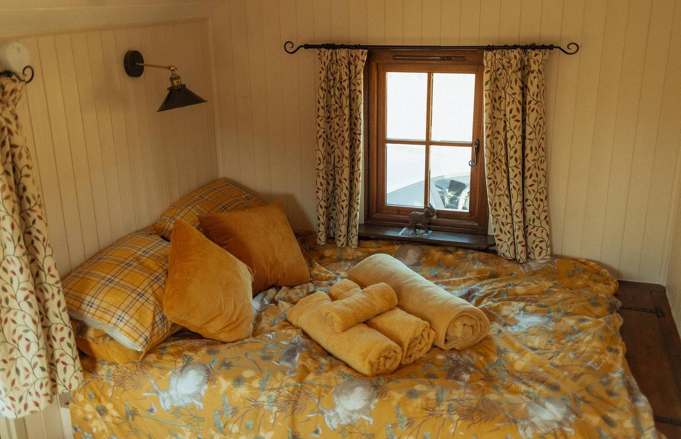 Glamping in Wiltshire in our luxury Shepherds Hut in Wiltshire