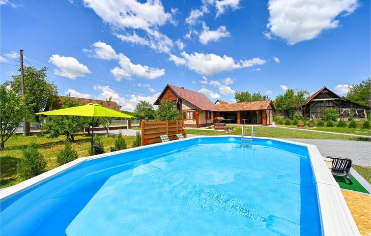Reizende 2-Zimmer-Wohnung mit Pool, Terrasse und Zugang zum See in Bjelovar-Bilogora