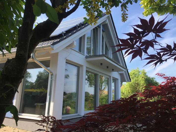 Ferienhaus für 4 Personen, mit Terrasse und Garten sowie Ausblick und Seeblick auf Rügen - 3