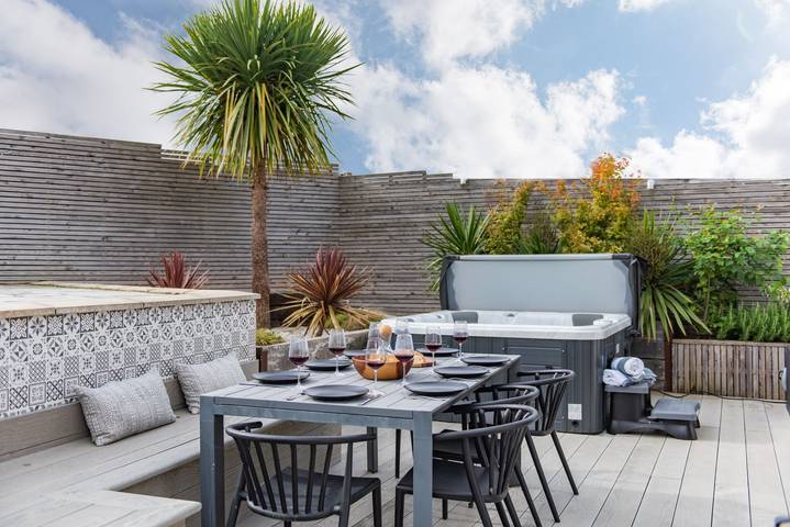 Bungalow for 8 people, with Garden in 