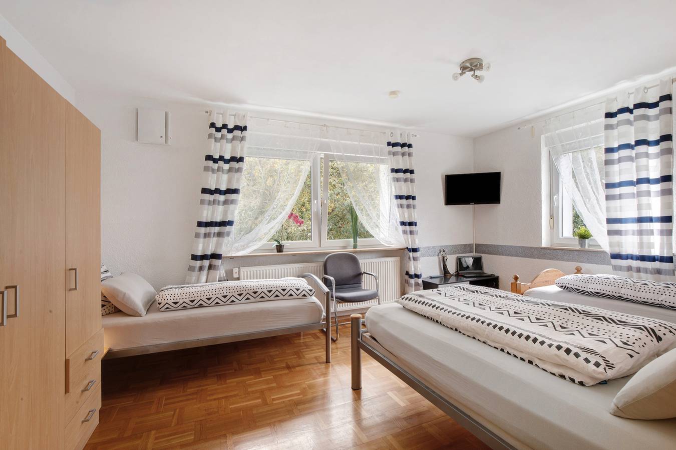 Ganze Wohnung, Garden view -  apartment for up to 6 people. in Laupheim, Landkreis Biberach