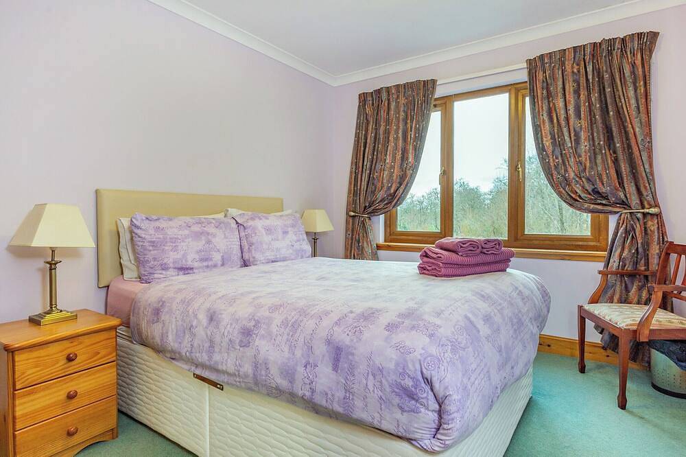4 bedroom accommodation in Glencoe Village in Glencoe, Highlands