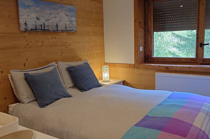 Appartement entier, Superbe appartement ski-in/ski-out 2 chambres avec balcon ouest in Saint-Bon-Tarentaise, Courchevel