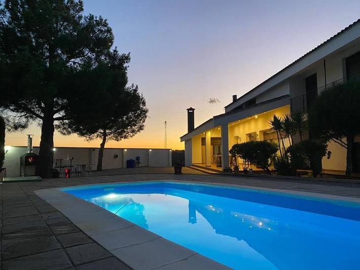 Casa de vacaciones para 18 personas, con jardín y piscina, Se admiten mascotas en La Manchuela - 3