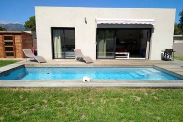 Gîte pour 6 personnes, avec jardin et terrasse, animaux acceptés dans Plage Cala Rossa