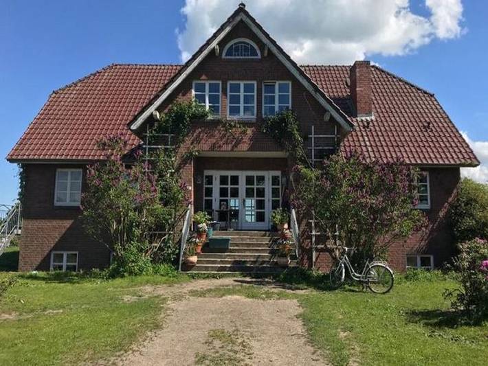 Ferienwohnung für 4 Personen, mit Terrasse in Velgast