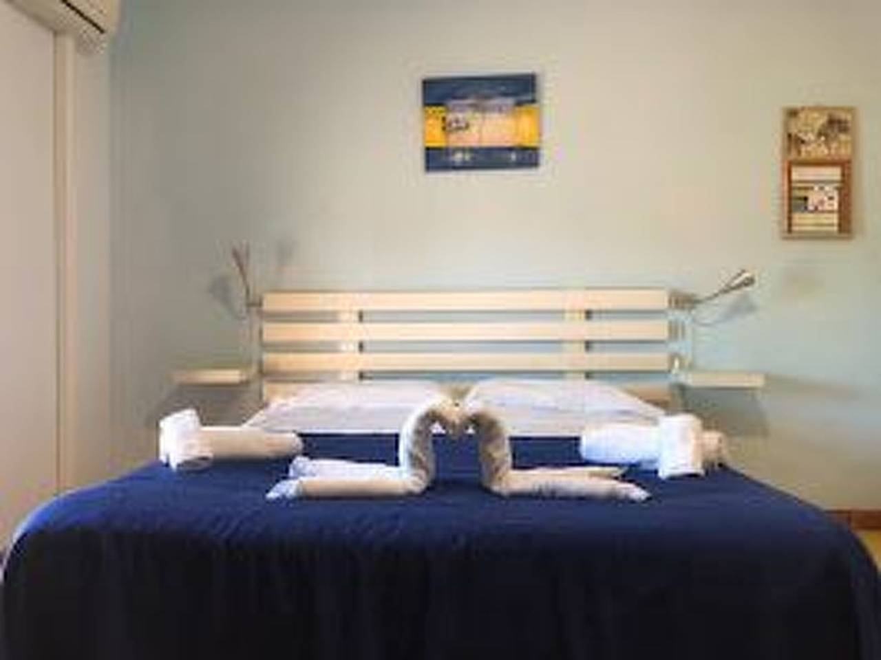 Entire apartment, Einzimmerwohnung mit Terrasse in Acireale, Catania Province