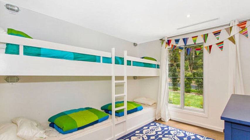 Holiday home for 10 people in Pearl Beach
