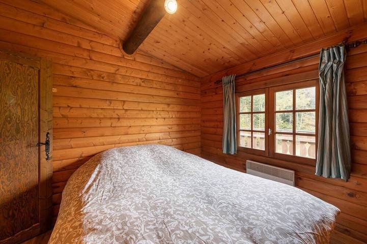 Gîte pour 8 personnes, avec jardin à Champdray - 2