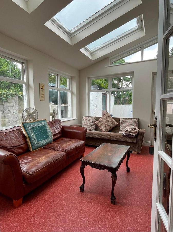 Six-Bedroom House in Salthill, Galway