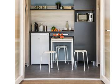 Camping pour 4 Personnes dans Castries, Région de Montpellier, Photo 2