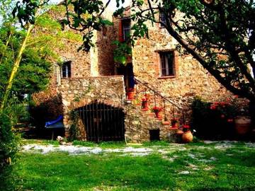 Gîte pour 3 personnes, avec terrasse à Camélas