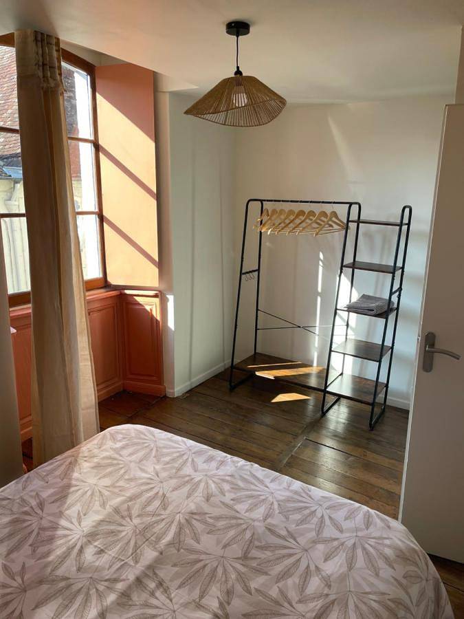 Appartement entier, One-Bedroom Apartment in Navarrenx, Béarn