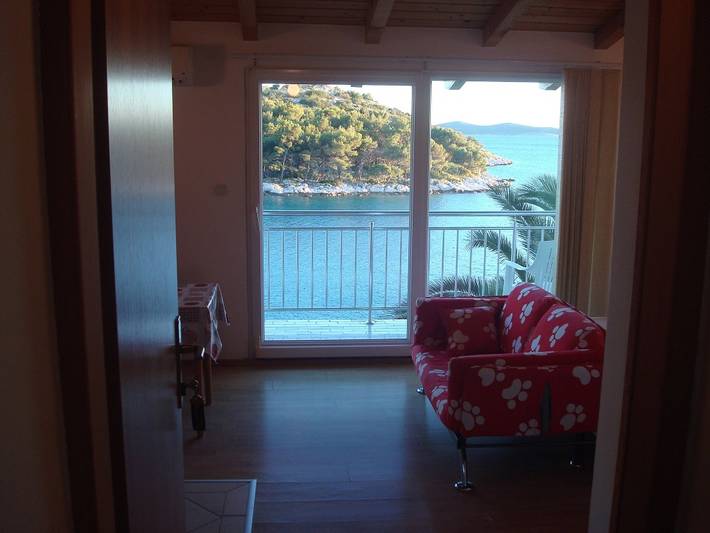 Gîte pour 3 personnes, avec balcon à Tribunj - 4