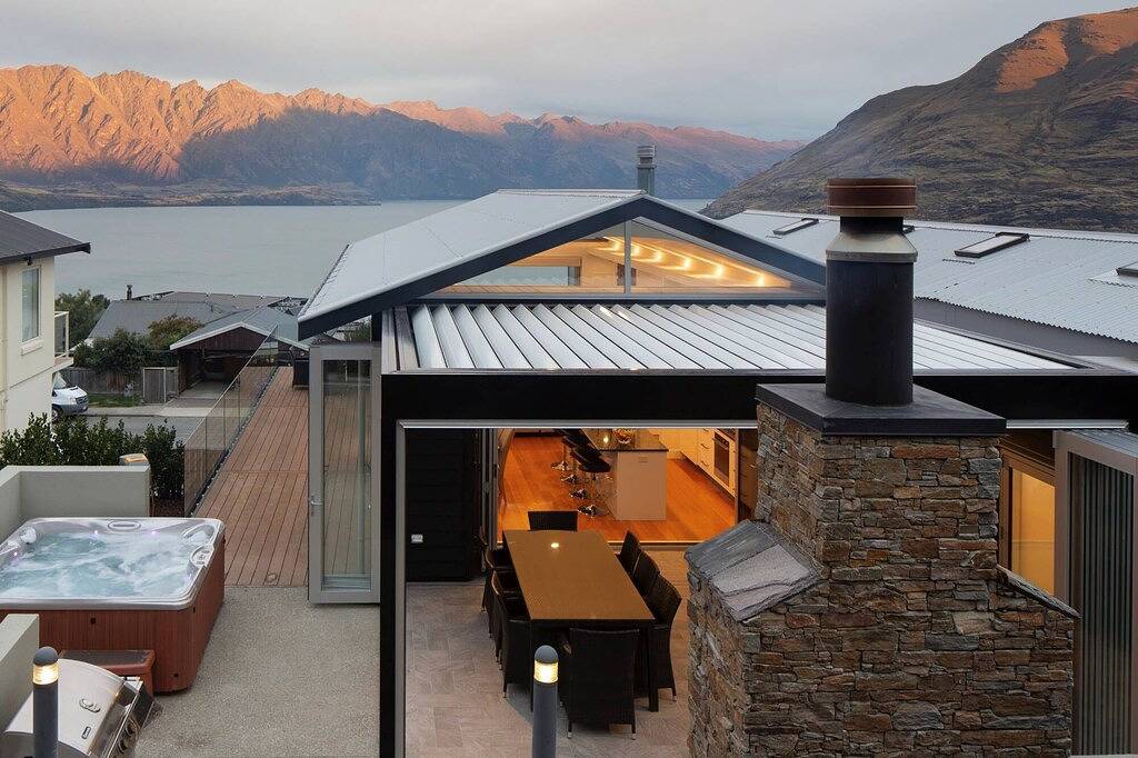 Mountain Vista - fantastische alpine Eigenschaften, darunter zwei Kamine und ein Whirlpool in Queenstown, Otago