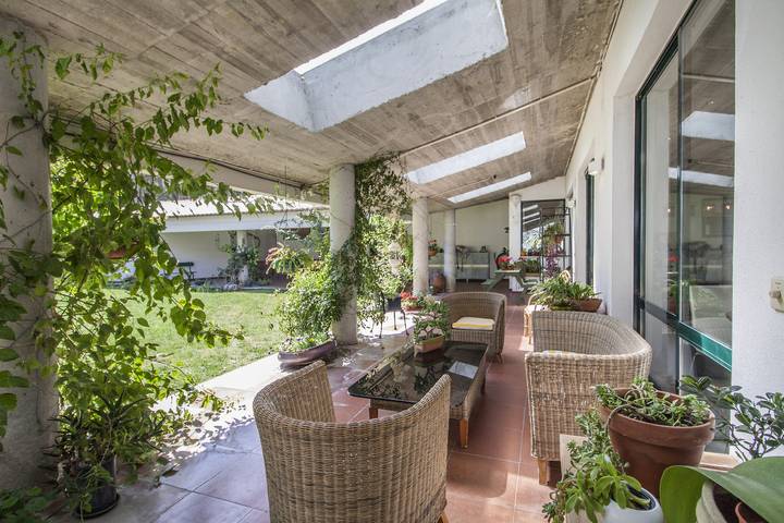 Location de vacances pour 16 personnes, avec terrasse et jardin dans Aroeira - 4