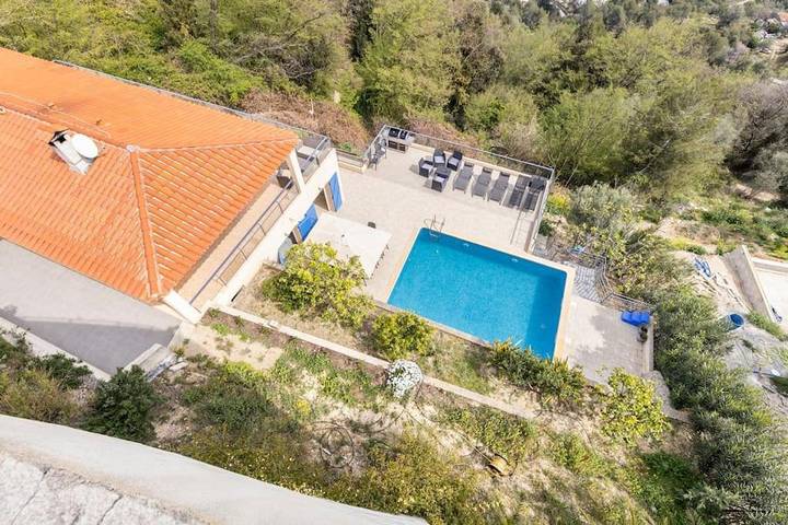 Villa für 10 Personen, mit Pool und Garten sowie Ausblick in Nizza - 2