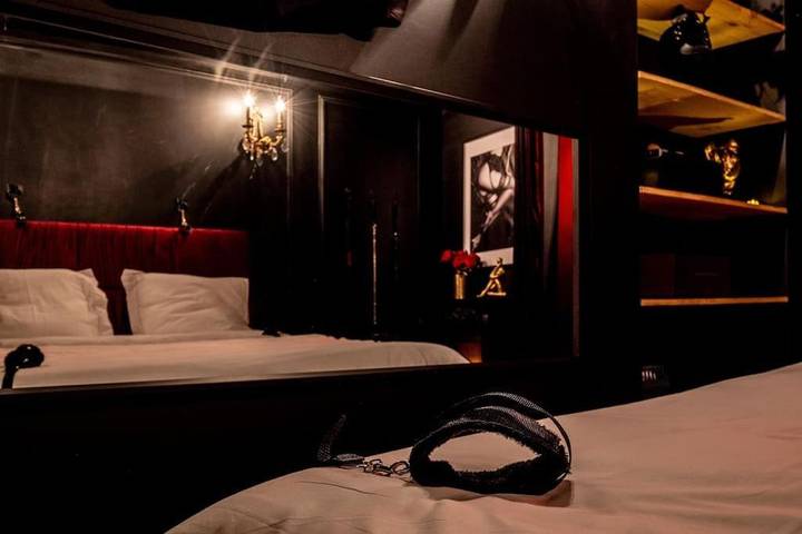 Gîte pour 4 personnes, avec jacuzzi et balcon à Le Luc - 4