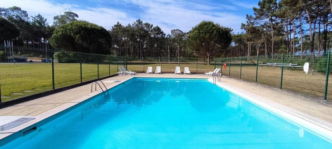 Auberge pour 2 personnes, avec piscine et jardin à Ovar