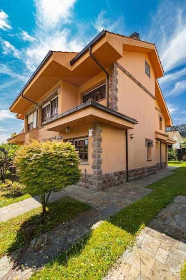 Casa rural para 8 personas, con jardín y terraza en Ribadesella