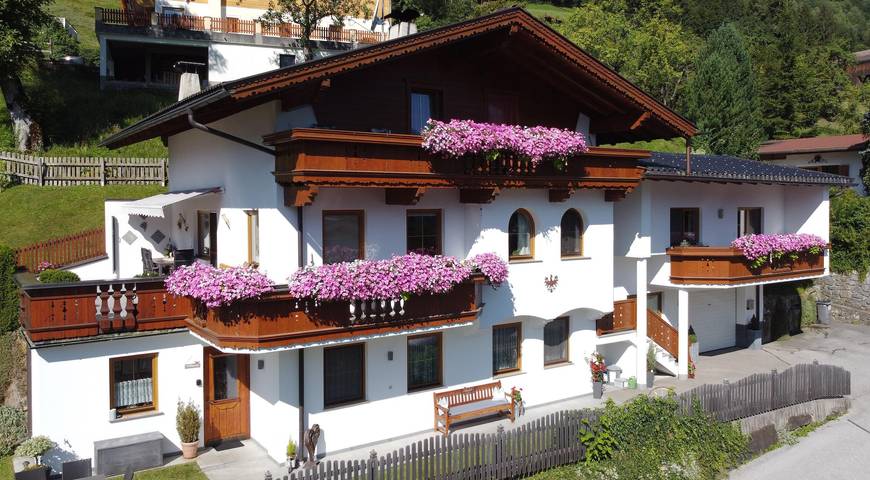 Ferienwohnung für 6 Personen, mit Balkon und Terrasse sowie Garten in Kaltenbach - 3