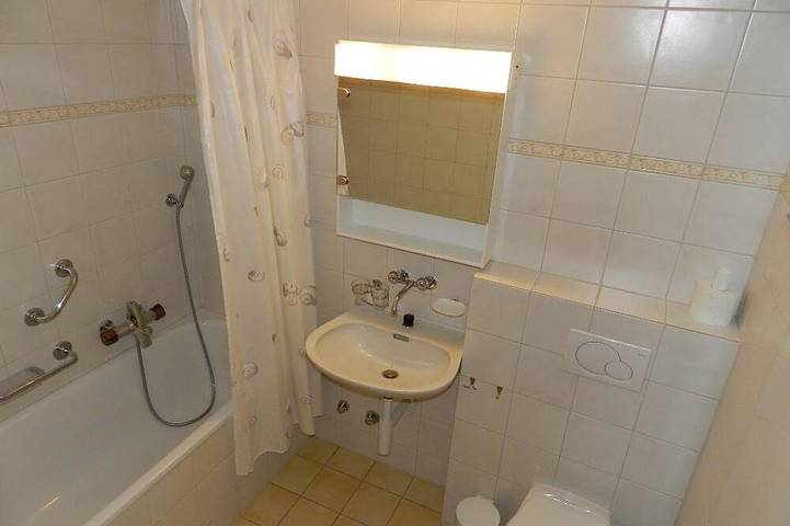 Ganze Wohnung, La Sarine 222 Studio, Dusche oder Bad, Wc 2-Bettwohnung in Gstaad, Saanen