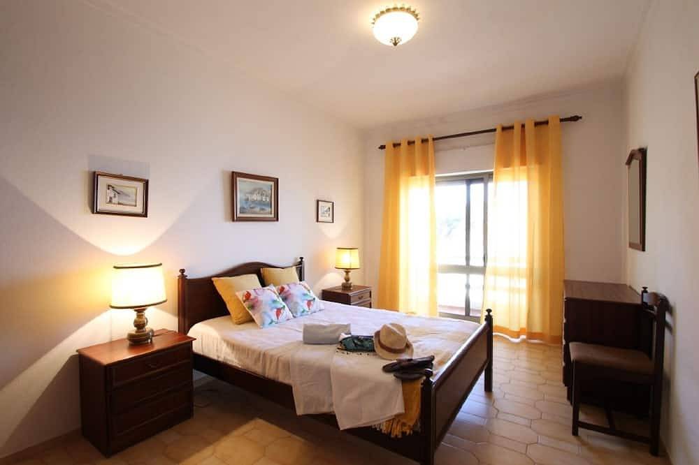 Ganze Wohnung, Bombordo - 1 Minute vom Strand entfernt in Armação de Pêra (costa), Faro Distrikt