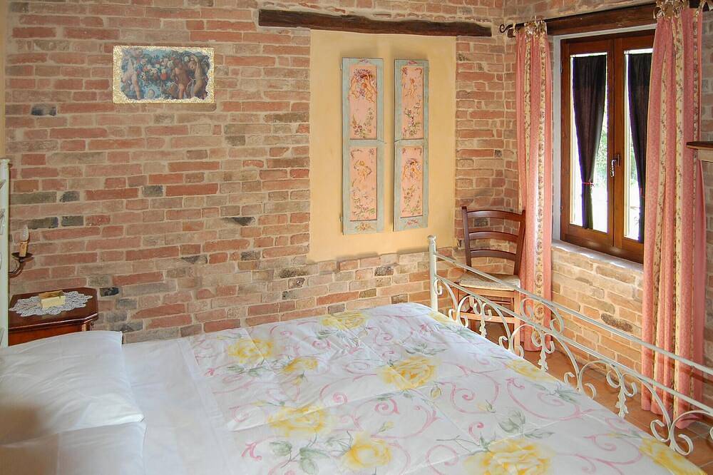 Cozy home in Sarnano with Wifi in Sarnano, Nationalpark Monti Sibillini