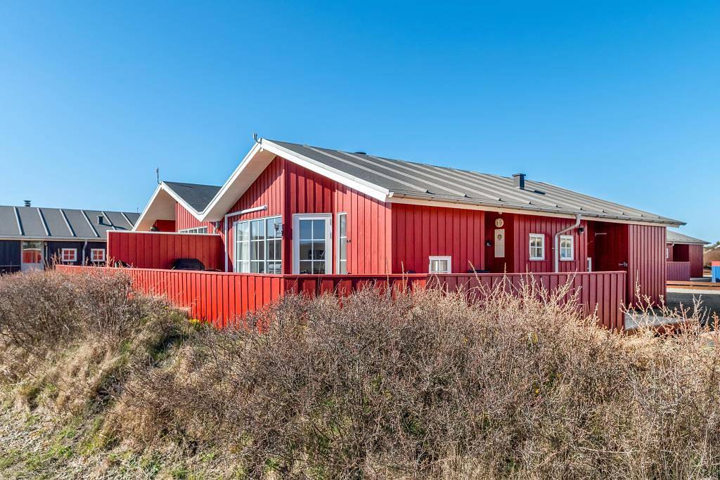 Cozy vacation home near the harbor and fjord in Nr. Lyngvig in Nørre Lyngvig, Hvide Sande
