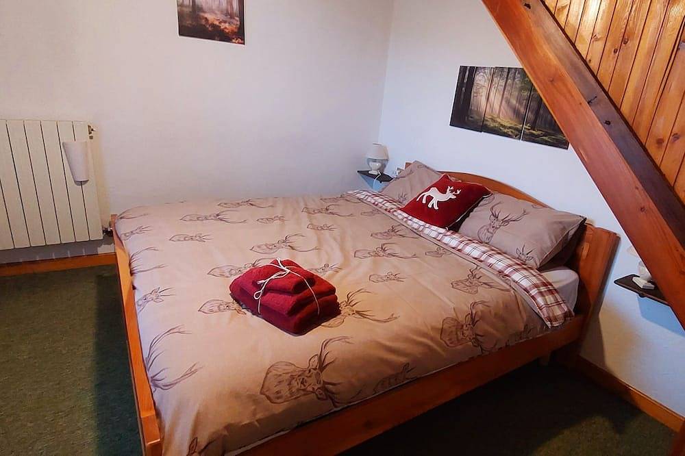 Chalet - Mas Dele Strie - 8 beds, 3 bedrooms, 3 bathrooms, dogs allowed- Dolomites in Dimaro, Dimaro Folgarida