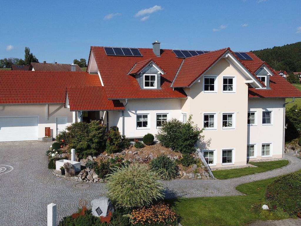Ferienwohnung in Cham mit Schwimmbecken in Cham, Ostbayern