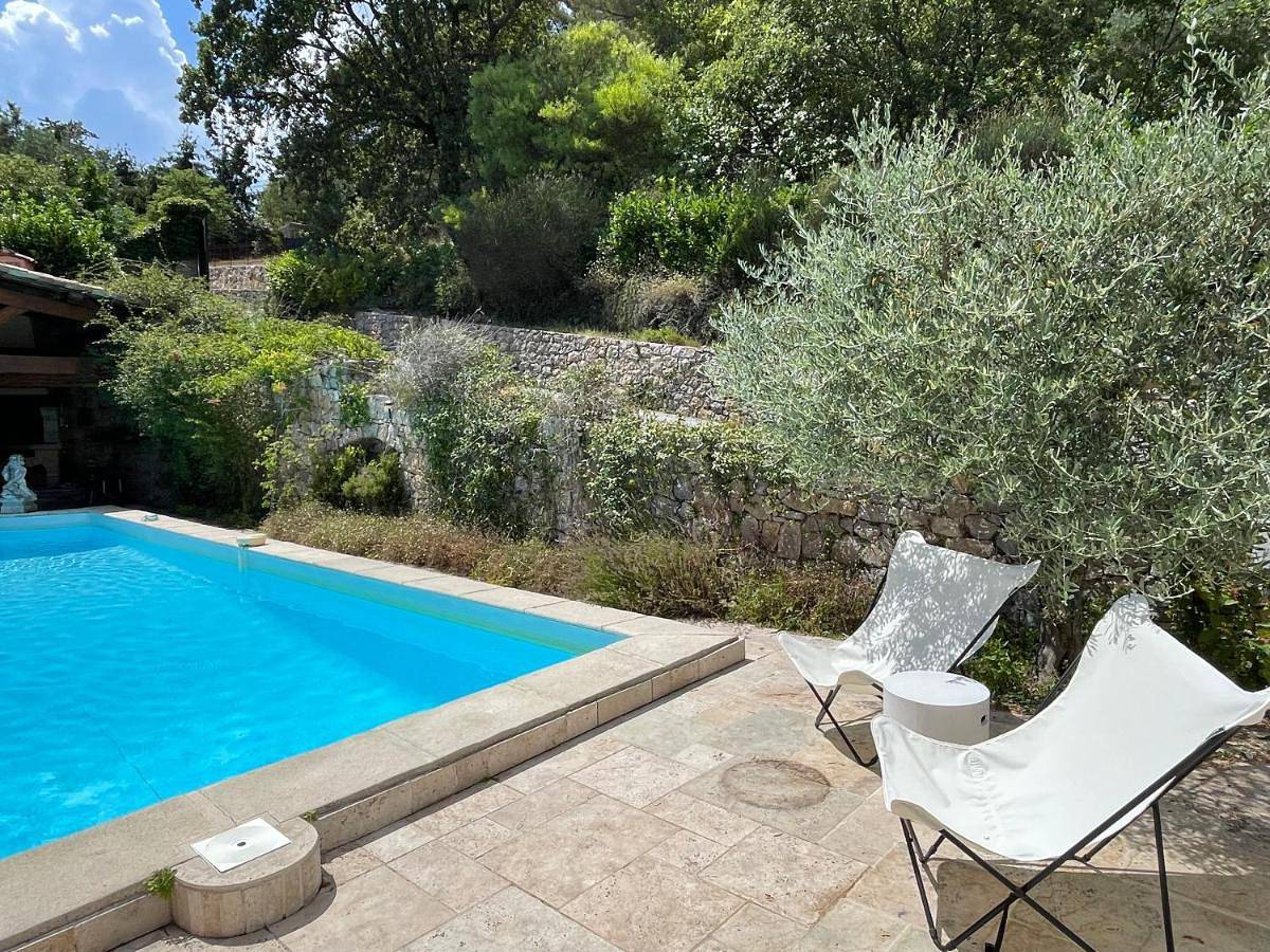 Villa Barelli in Cabris, Mittelmeerküste (Frankreich)