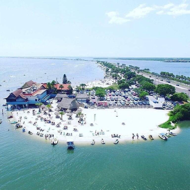 Stylish Chic King Bed Ybor Dt in Ybor City, Tampa