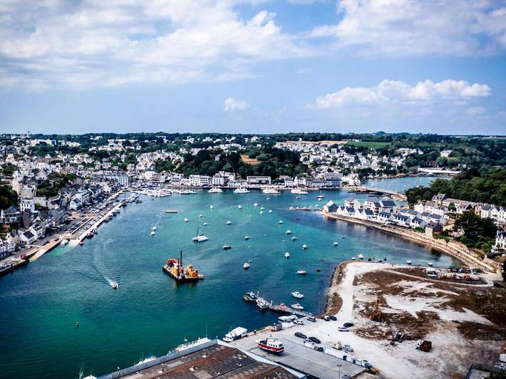 Chambre d’hôte pour 4 personnes, avec jardin dans Port de Poulgoazec