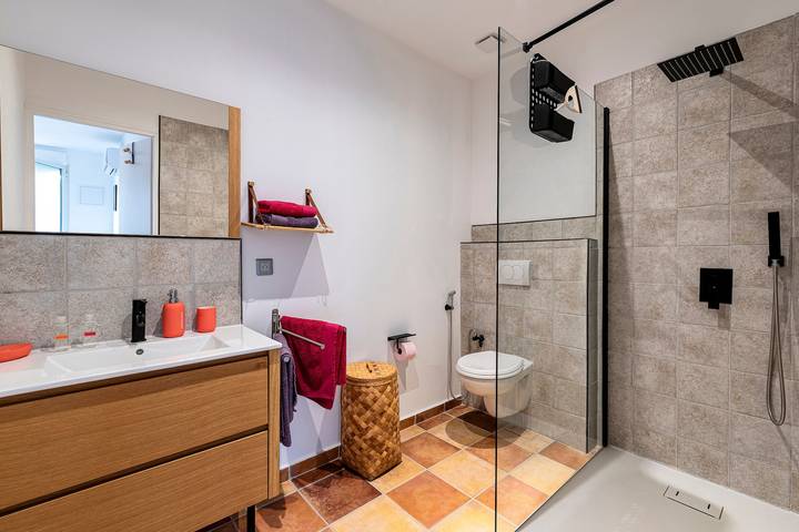 Gîte pour 4 personnes, avec terrasse et piscine ainsi que jacuzzi et jardin à Santa-Reparata-di-Balagna - 4