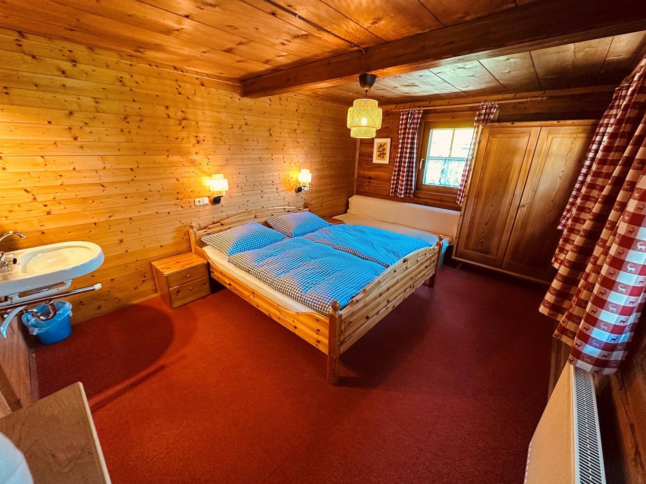 Ganze Ferienwohnung, Appartement/Fewo, Dusche o. Bad, Wc, 2 Schlafräume in Heiligenblut, Bezirk Spittal an der Drau